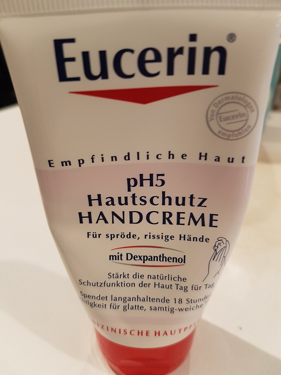 Handrücken-Pflegecreme